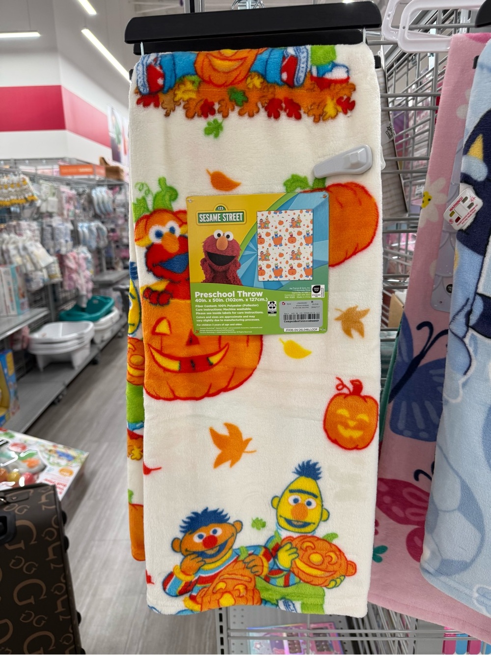 Sesame Street Cream & Orange Pumpkin Preschool Throw Blanket - Picture 1 of 1